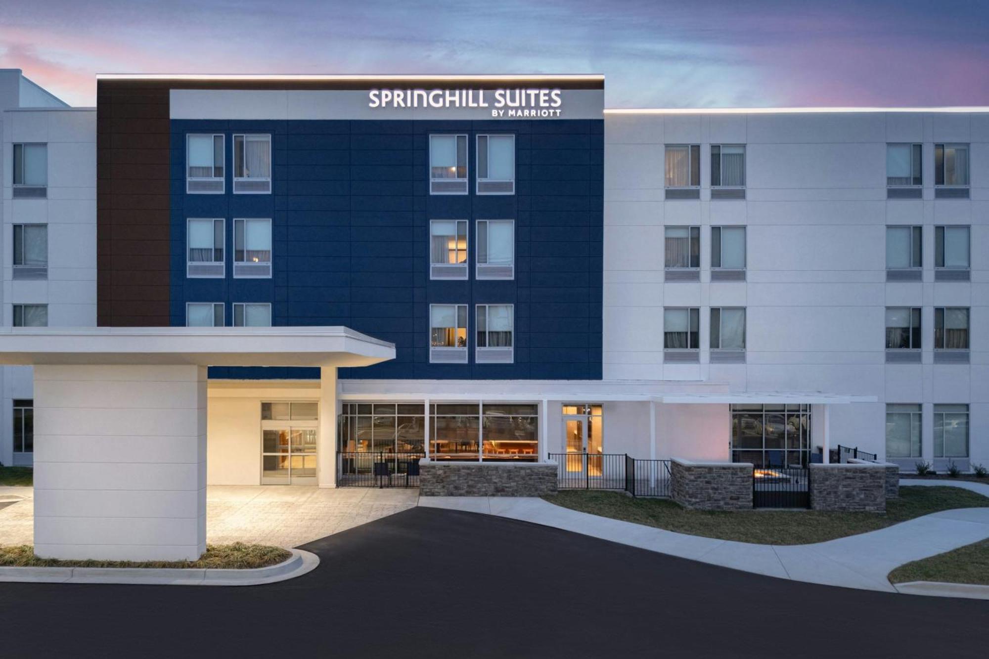 Springhill Suites By Marriott Lexington Франкфорт Экстерьер фото