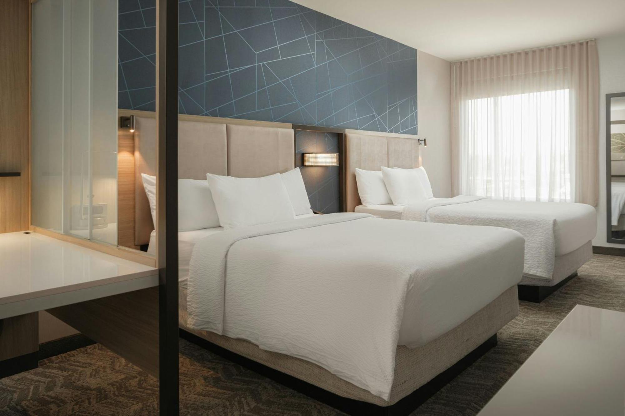 Springhill Suites By Marriott Lexington Франкфорт Экстерьер фото